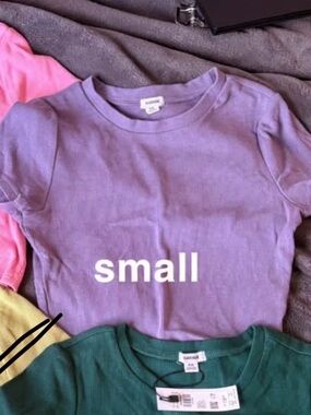 garage ribbed baby tee size small